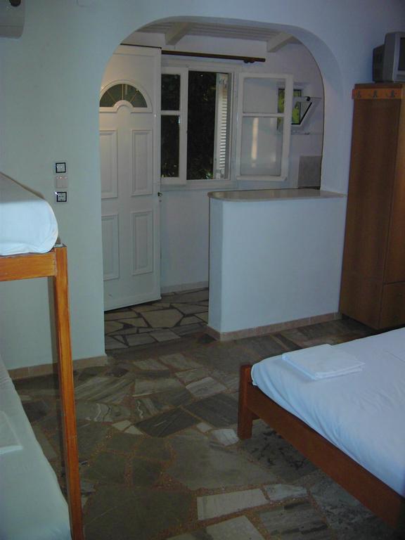 Banana Place Aparthotel Zacharo Quarto foto